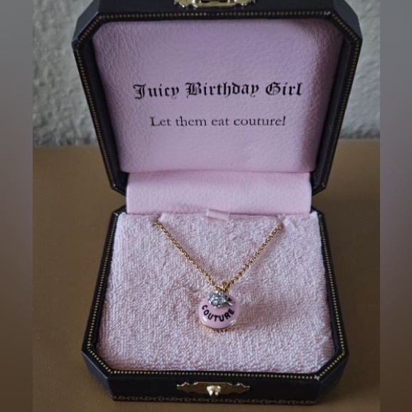Vintage Juicy Couture Necklace 🧁 - Picture 1 of 2